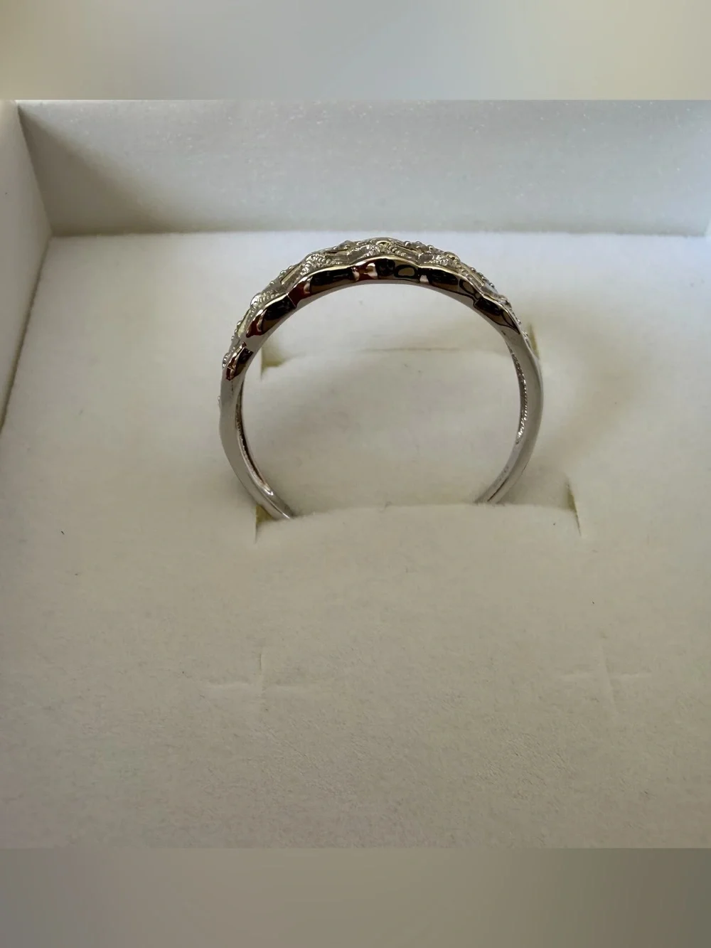 NWB DELMAR Sterling Silver Diamond Cutout Ring - 0.10ct.